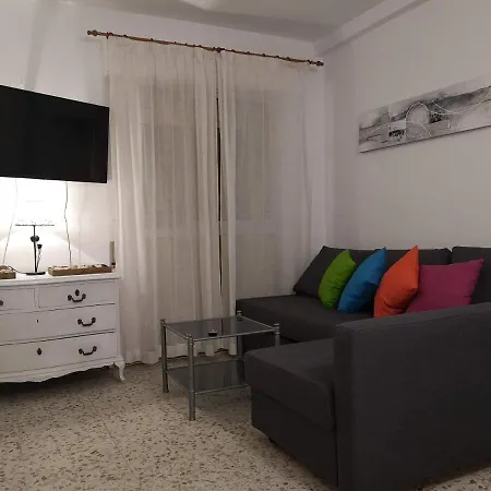 Hermoso En Conil Коніль-де-ла-Фронтера